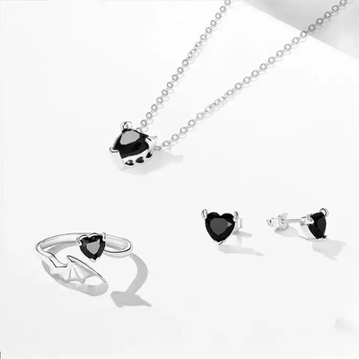 Καθορισμένα σκουλαρίκια Zircon κοσμήματος 925 εξαιρετικών ασημένιων μαύρων πέτρινων γυναικών περιδεραίων καρδιών δαχτυλιδιών