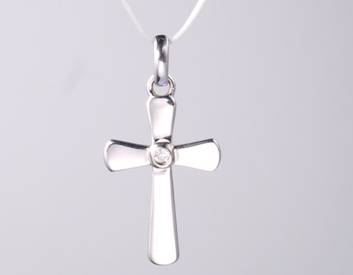 Νέο Cross συλλογή 925 Sterling Ασημένιο θρησκευτικό μενταγιόν με λαμπερό κύβικο ζιρκόνια πάγο