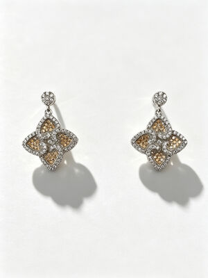 Hot καλοκαιρινά ασημένια σκουλαρίκια Sterling CZ Pointy Lucky τετράφυλλο τριφύλλι Πολύχρωμη σκούρα σαμπάνια +Λευκό CZ Κατάλληλο για casual και επίσημες εκδηλώσεις Κρεμαστό σκουλαρίκι καρφωτή πλάτη, χαριτωμένα ασημένια σκουλαρίκια